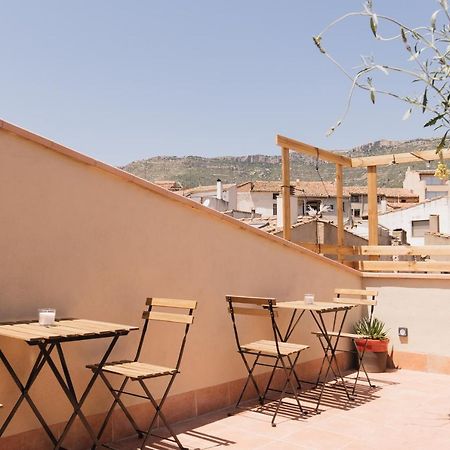 קורנודלה Apartaments La Rambla - La Pelu - 2 Persones מראה חיצוני תמונה